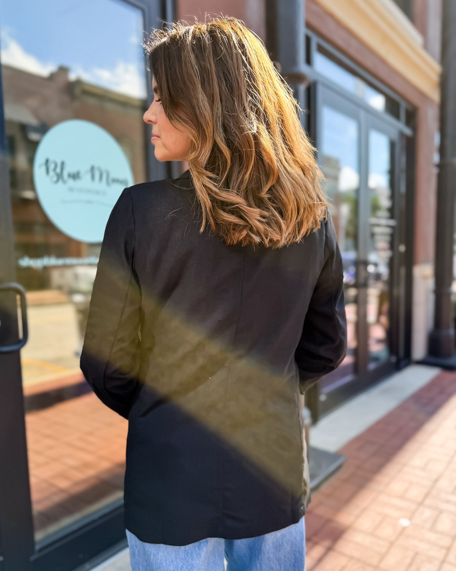 Black 3/4-Sleeve Blazer