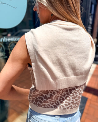 Leopard Sleeveless Knit Sweater w/Scarf Detail