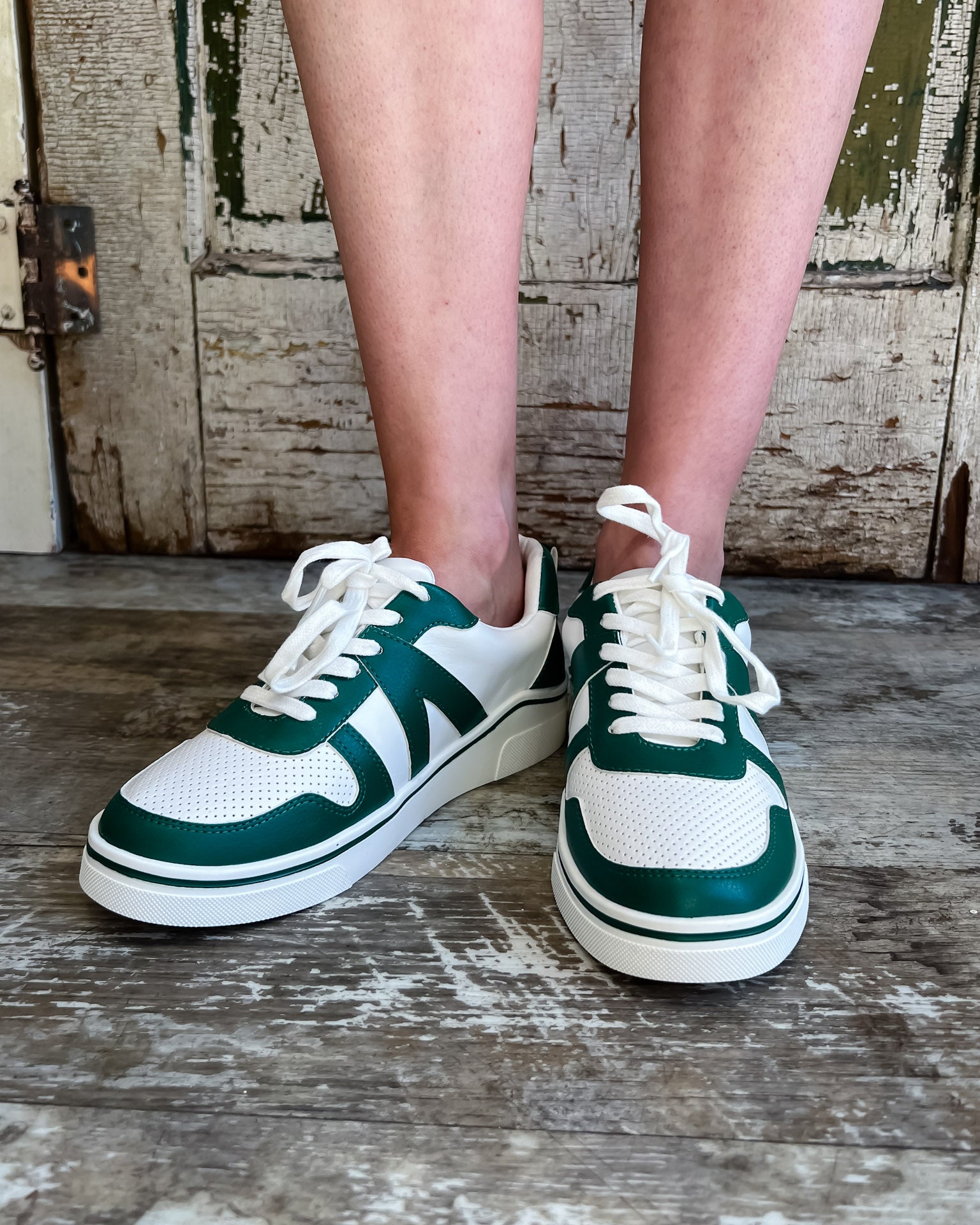 Alta Green/White Fashion Sneakers