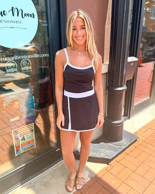 Black Sculpted Outline Tank - Shopbluemoonbentonville