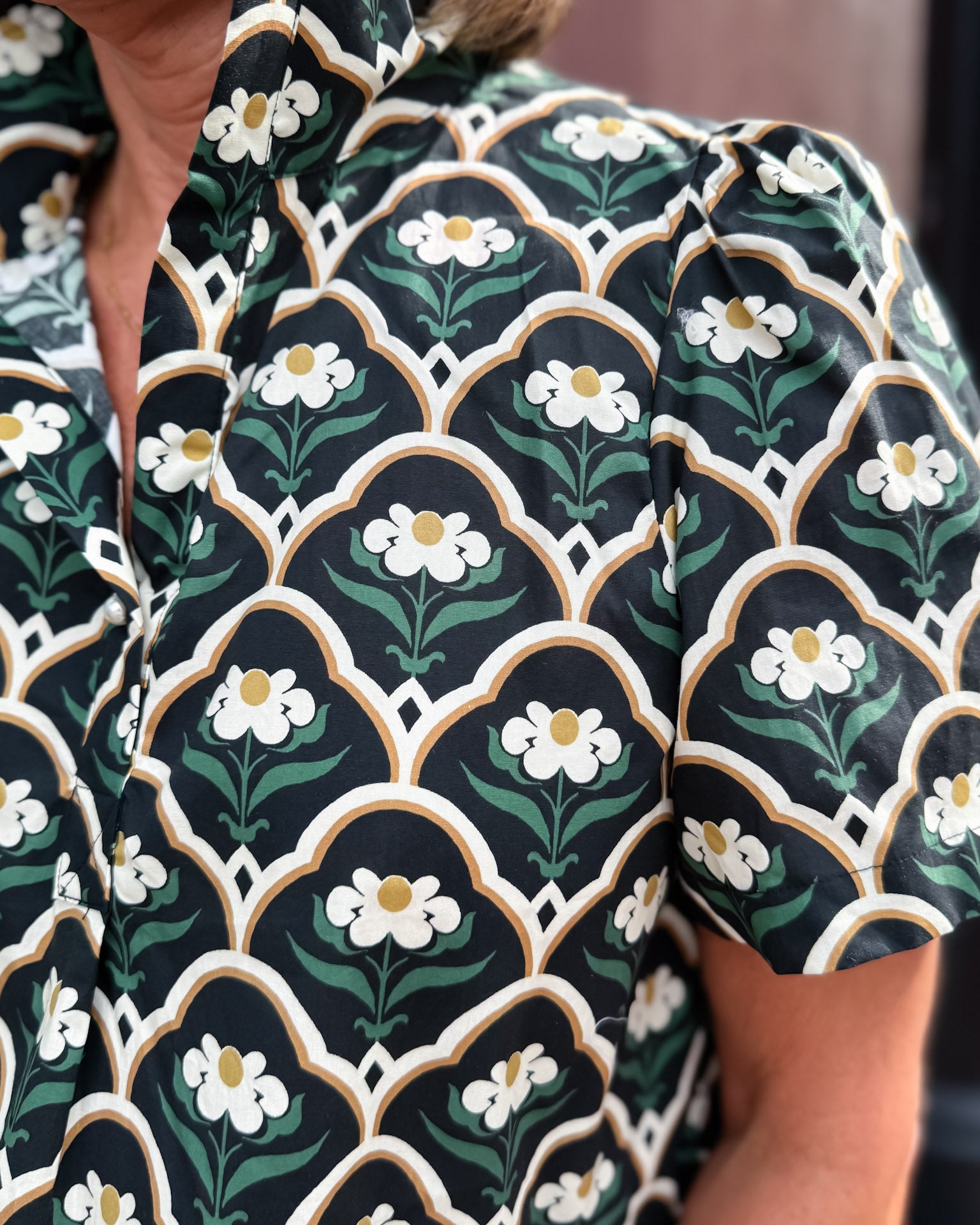 Black Floral Blouse w/Puff Sleeves