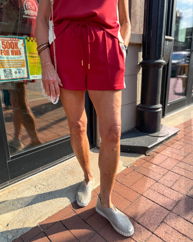 Brick Pintuck Shorts