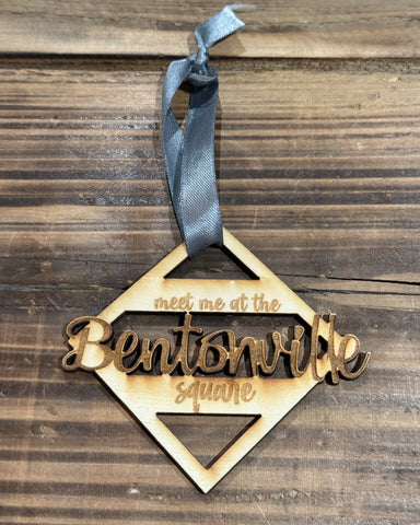 meet me at the square ornament