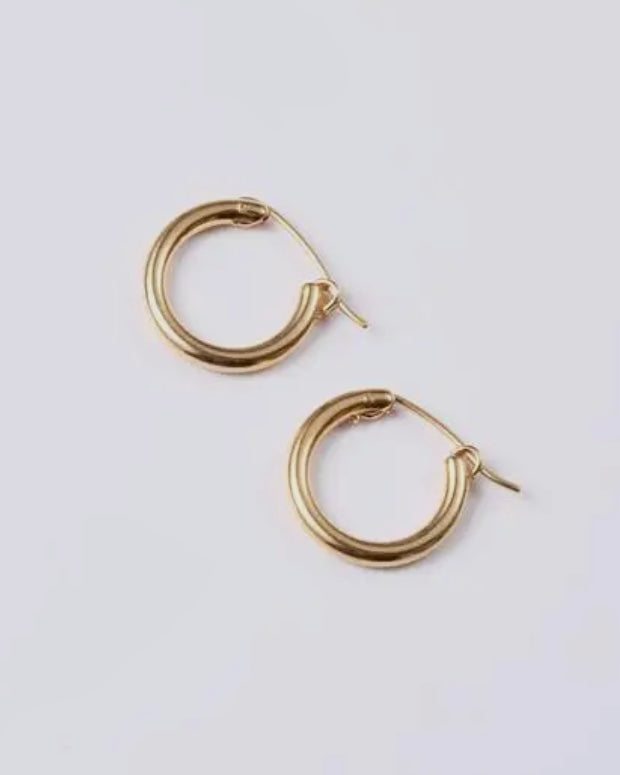 Staple Small Hoop Earrings