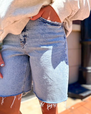 Vervet Anna High - Rise Raw Hem Denim Jorts - Shopbluemoonbentonville