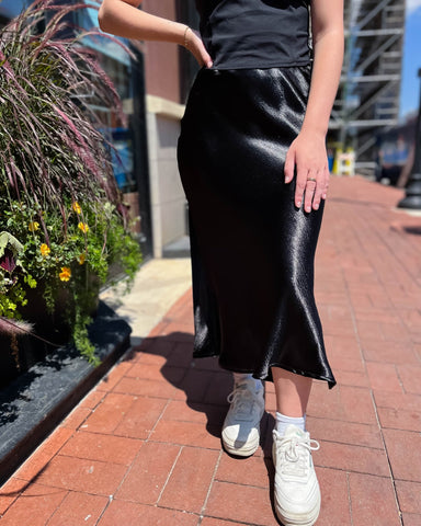 Amelia Skirt-Black - Shopbluemoonbentonville